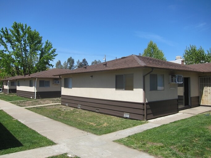 Feather River Gardne Apartments - Feather River Gardne Apartments