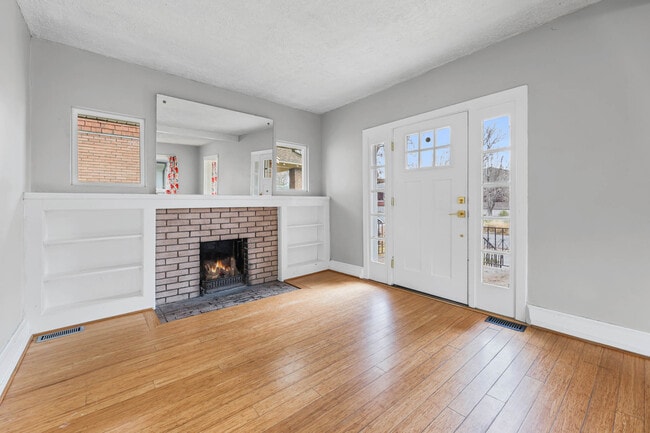 Photo - 435 E Coatsville Ave