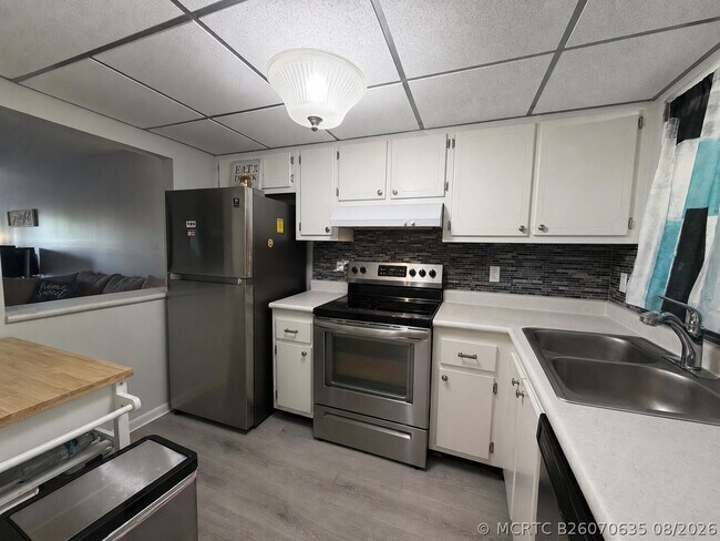 Photo - 1630 Embassy Dr Unit 311