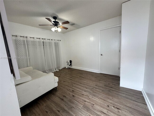 Photo - 17843 NW 63rd Ct Unit 0