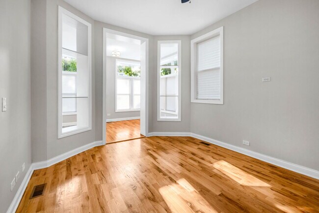 Photo - 6609 S Drexel Ave Unit A