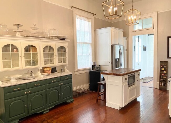 Photo - 604 Second St.