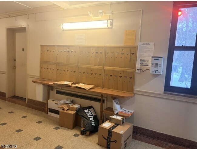 Photo - 3021 Edwin Ave Unit 3E