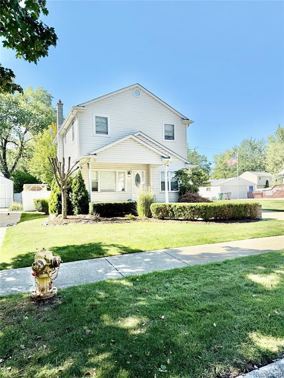 Photo - 2729 Kipling Ave