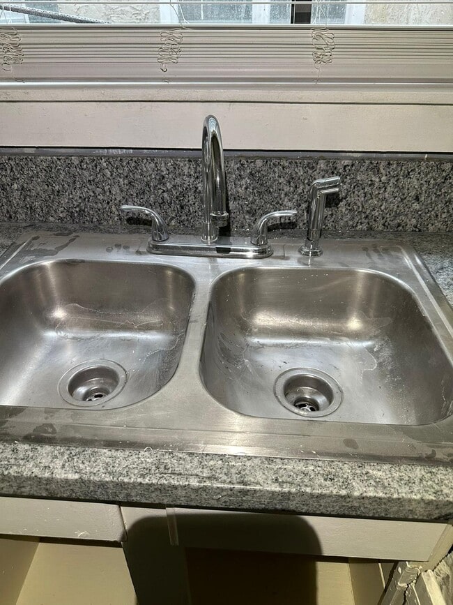 Photo - 3575 Oakvale Rd