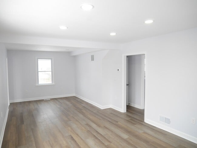 Photo - Modern Comfort Meets Prime Location: 3-Bed...