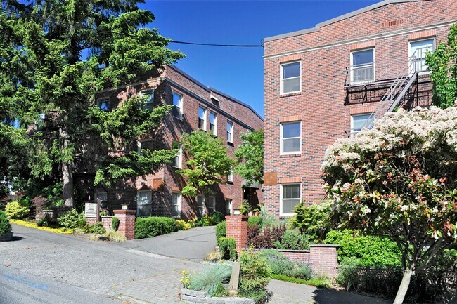 Photo - West Coast Arms Apartments