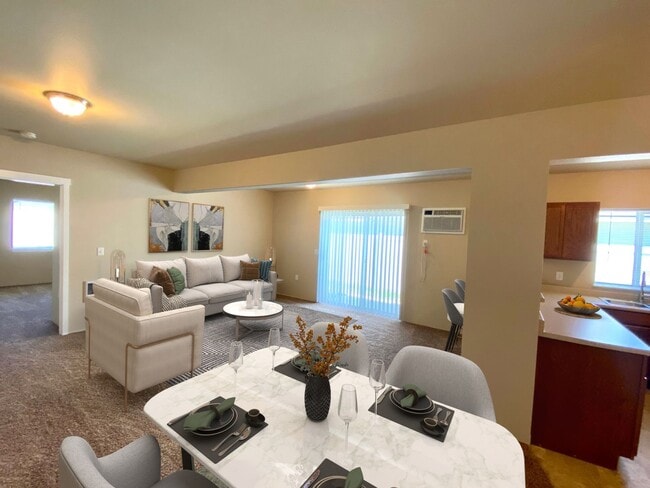 Photo - 5115 E Buckeye Ave