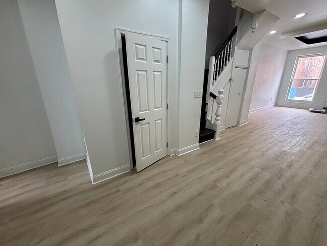 Photo - 4 bedrooms plus Den home