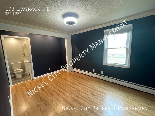 Photo - 173 Laverack-1 Unit 1