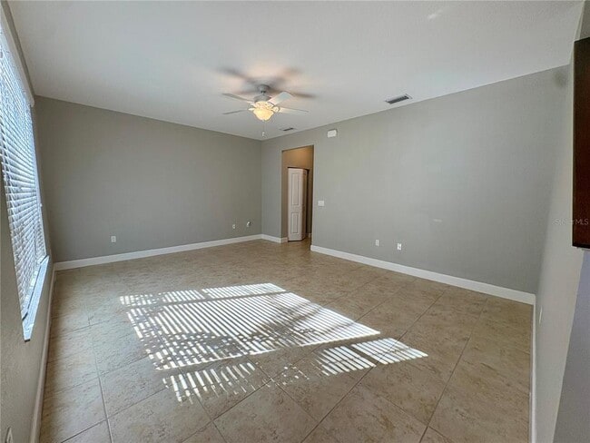 Photo - 165 Alexander Woods Dr