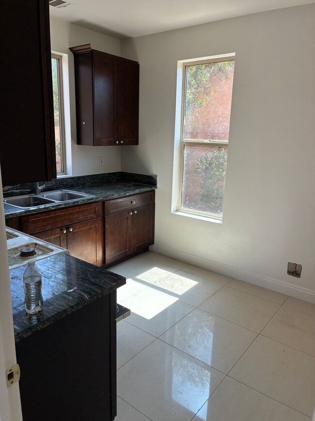 9619 Longden Ave Unit 9621
