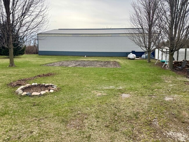 Photo - 50W 353 Old State Rd