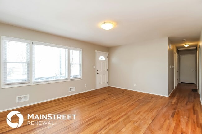 Photo - 3812 S James Ave