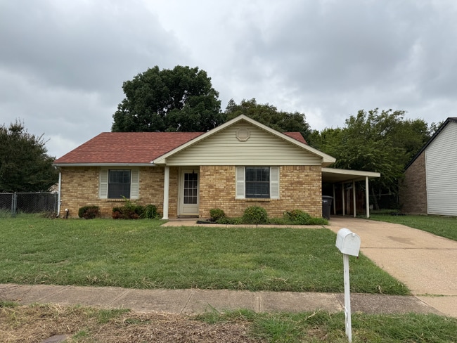 Building Photo - 7612 Whirlwind Dr Rental