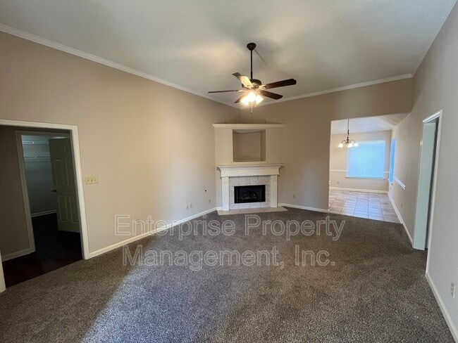 Photo - 1330 Siskin Dr