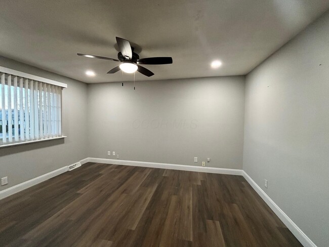 Photo - 3325 Valley Park Ave