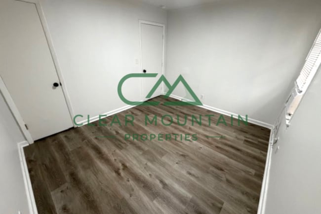 Photo - BEAUTIFULLY RENOVATED 2BRM 1BTH HOME MINUTES FROM DOWNTOWN GREER