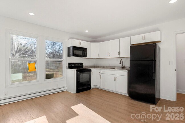 Photo - 266 Moore Dr NW