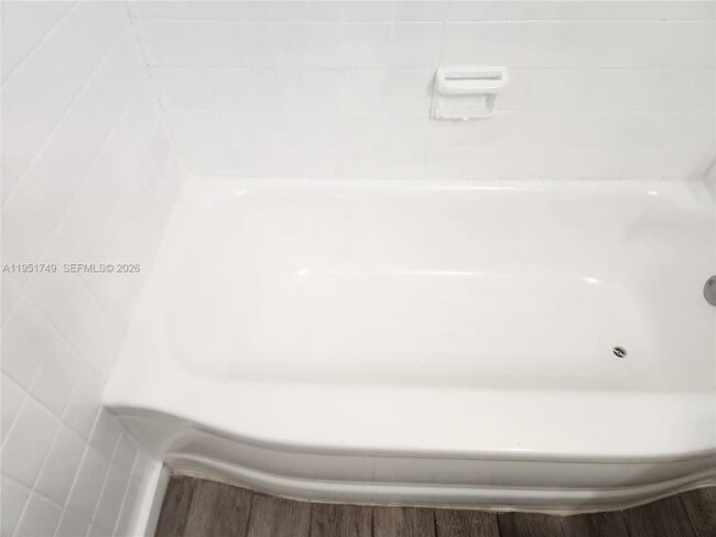 Photo - 16031 NE 18th Pl Unit 1B