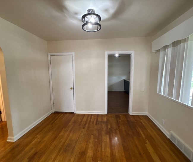 Photo - Spacious 3-Bedroom Home with Central Air in Dayton’s Gem City