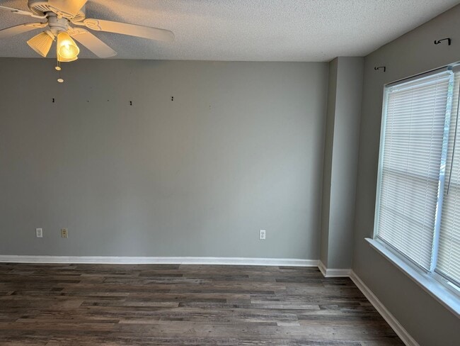 Photo - 2510 Barnesdale Wy Unit #3