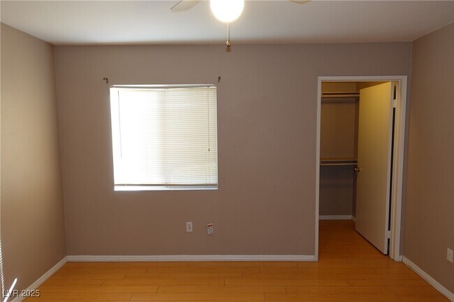 Building Photo - 7885 W Flamingo Rd Unit 1024 Rental