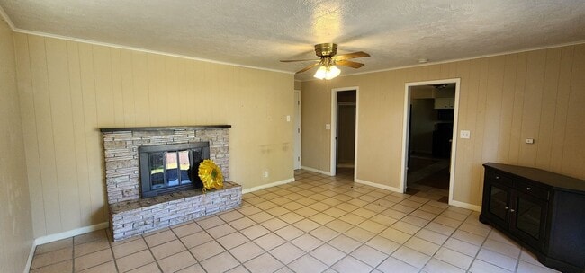 Photo - 3 Bedroom/2 Bath single story home