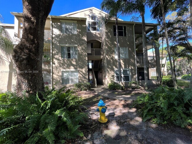 Photo - 1780 Palm Cove Blvd Unit 6-305