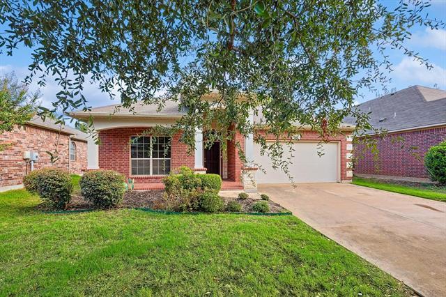 Building Photo - 3412 Hornbeam St