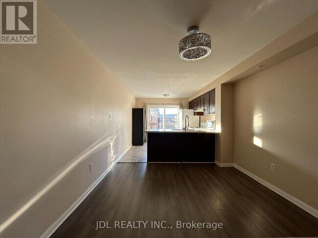 Photo - 233 Rouge River Dr