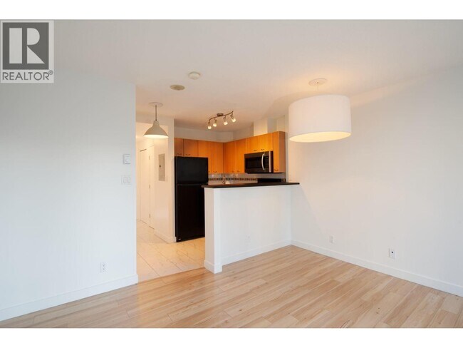 Photo - 1331 Alberni St Unit 309