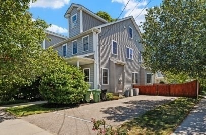 Building Photo - 162 Sycamore St Rental