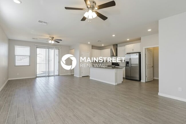 3 Bedroom Pet-Friendly Home in Tucson, AZ with Main Street Renewal