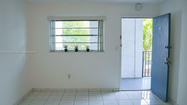 Photo - 2496 SW 17th Ave Unidad 5308