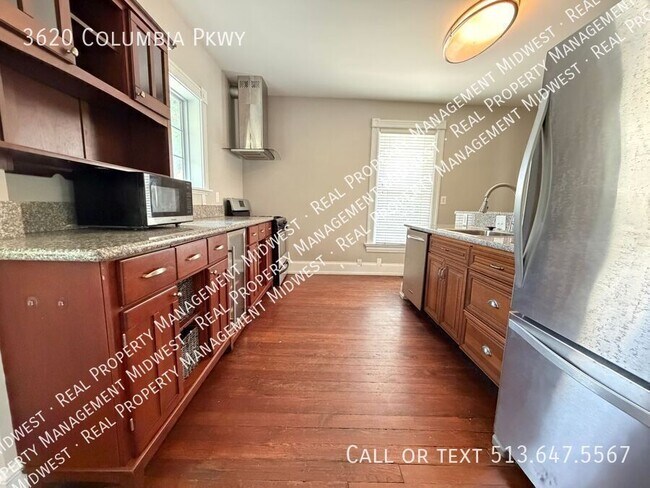 Photo - 3620 Columbia Pkwy