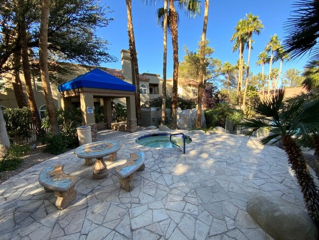Photo - Resort Style 3 Bedroom Condo Located near UNLV, Airport and Strip