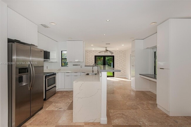 Photo - 344 Payne Dr