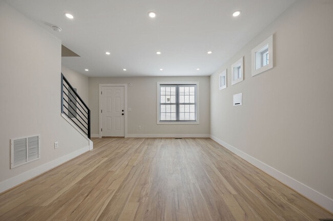 120 Lincoln St