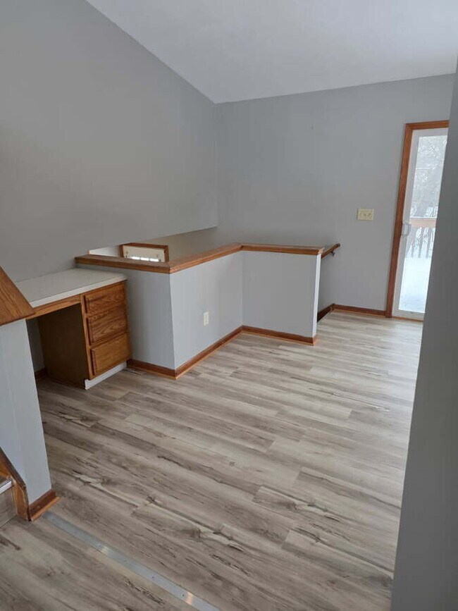 Photo - 3745 Jill Ave