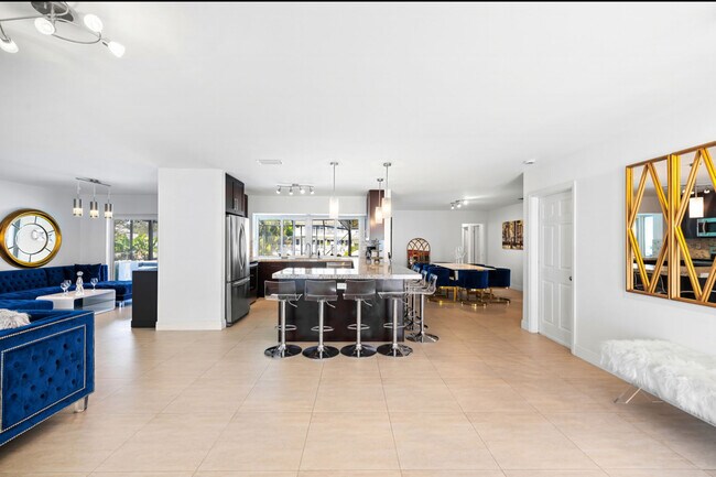 Photo - 5921 SW 17th Ct