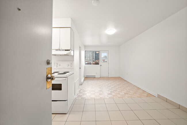 Photo - 1240-1250 du Fort