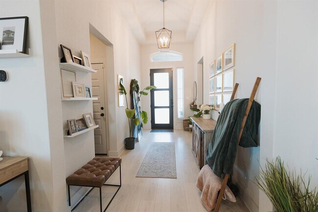 Photo - 808 Karst Cv