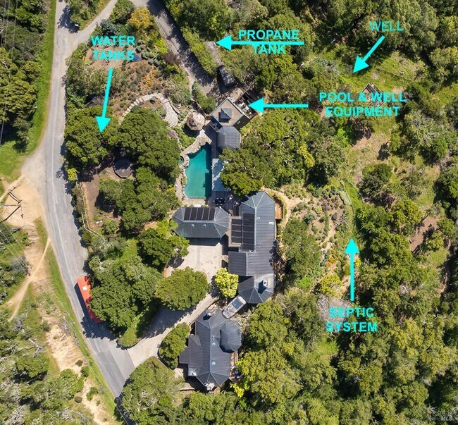 Photo - 1100 Bayhills Dr