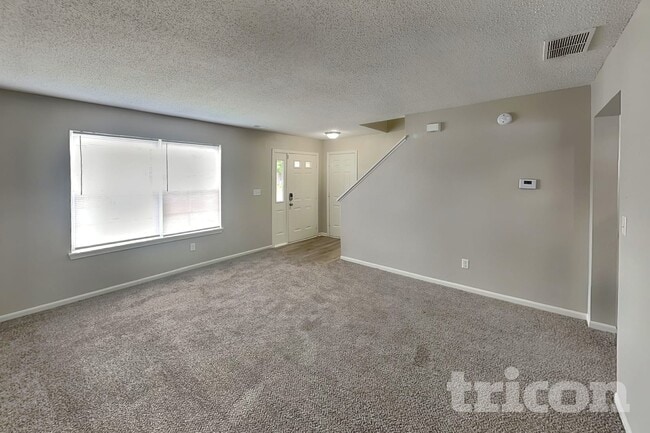2022 Twin Leaf Ct