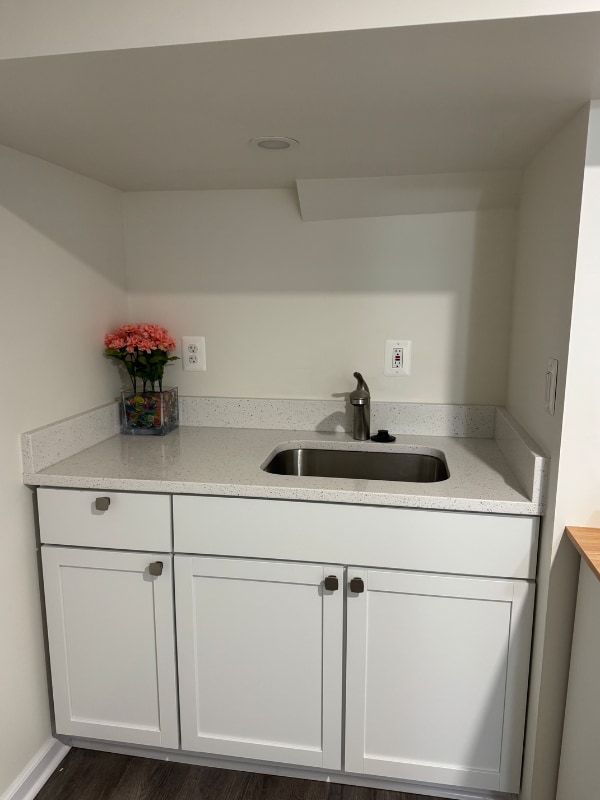 Photo - 7012 Warfield Rd