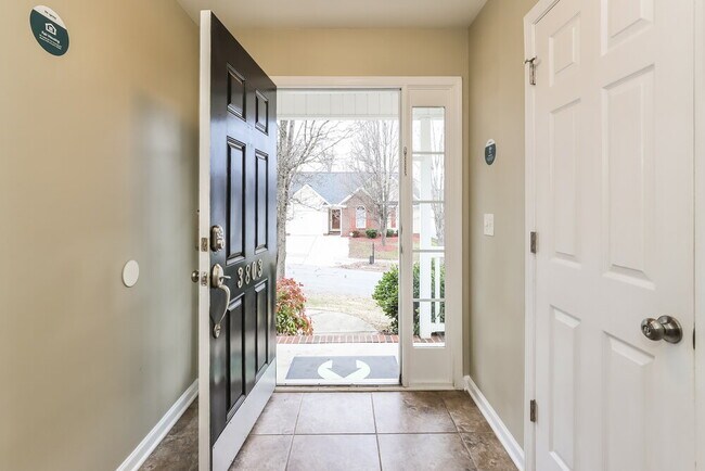 Photo - 3803 Bluestem Dr