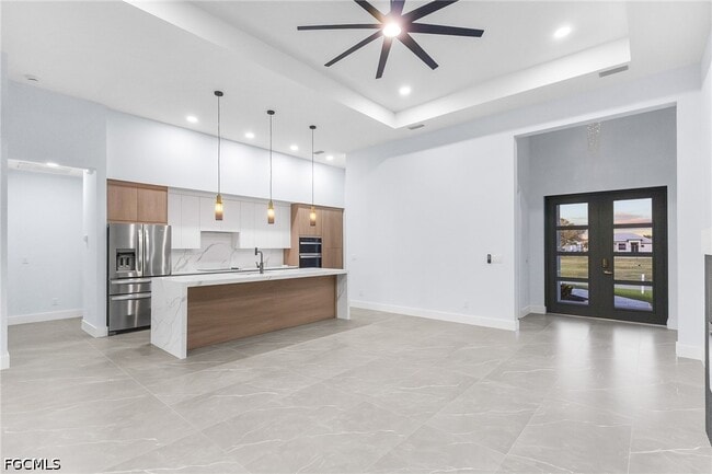 Photo - 142 SW 33rd Pl