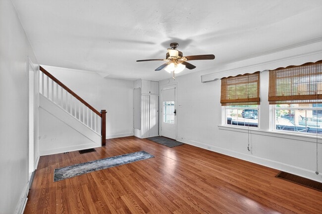 Photo - 3016 Grayson Ave