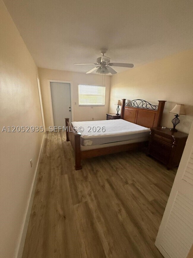 Photo - 1747 Rodman St Unit 305